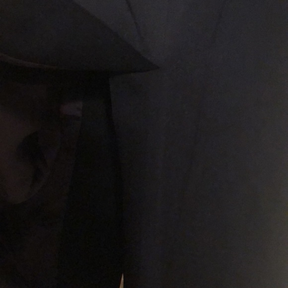 Beautiful blue trench coat and sharp .size 10.length 40 in long - Picture 7 of 8